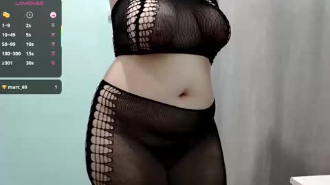 hhuutry online show from December 17, 8:43 am