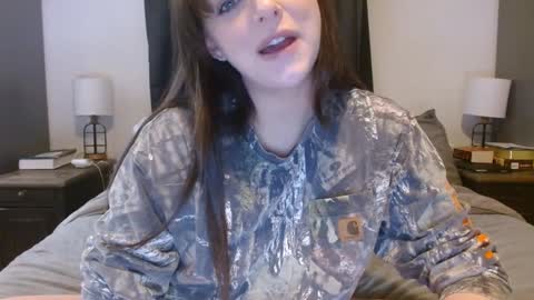 Paige online show from March 5, 2:26 pm