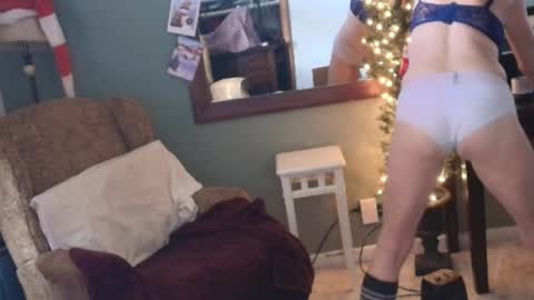 hidden_gold_milf online show from December 3, 7:36 pm