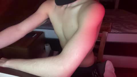 hiddendeseos online show from October 25, 1:28 am