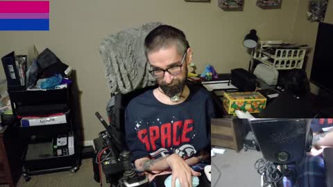 Snapshot of highpriest_belial chatting on January 4, 11:17 pm James Belial online show from January 4, 11:17 pm