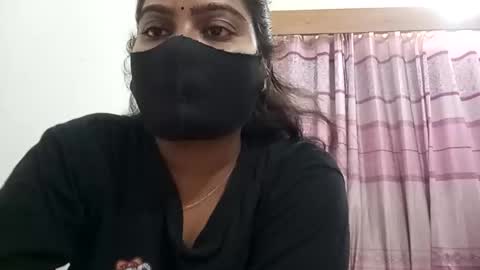 himuhimu22 online show from October 25, 8:20 pm