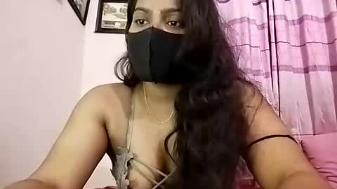 himuhimu22 online show from May 13, 7:34 pm