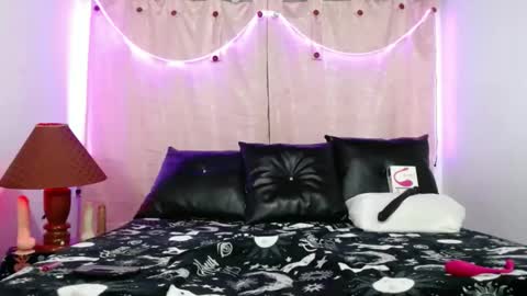 Snapshot of hinasha chatting on February 11, 10:07 pm Angel online show from February 11, 10:07 pm