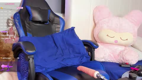 HINATA     online show from January 13, 4:31 am