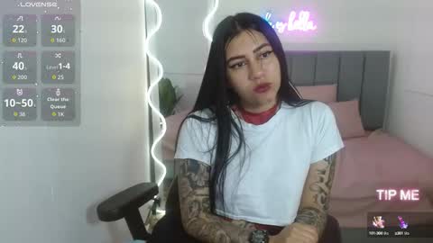 Snapshot of hisis_tay chatting on September 23, 11:48 am hisis online show from September 23, 11:48 am