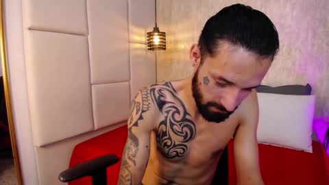 Hisoka online show from February 19, 9:25 pm