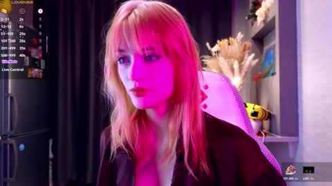 Ella online show from September 17, 5:27 pm