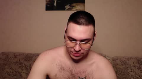 Hisoka online show from February 13, 11:30 pm