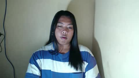 Layla3 online show from April 16, 4:34 am