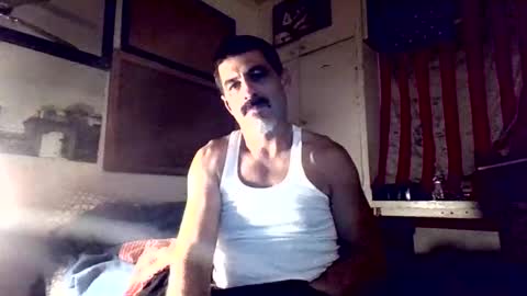 hoglegg99384194 online show from October 21, 1:33 am