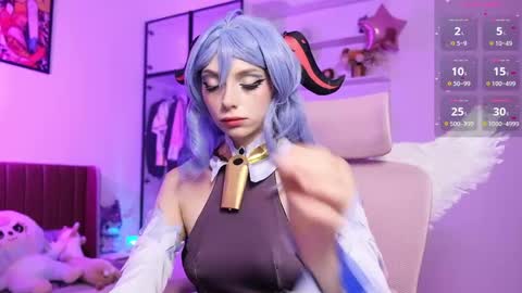 Holli online show from May 7, 11:39 am