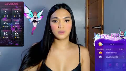 Snapshot of hollywoodbitch chatting on December 9, 4:56 am Isabella Marie online show from December 9, 4:56 am