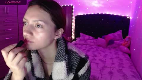 Snapshot of holy_juli2 chatting on October 8, 3:56 am Juli online show from October 8, 3:56 am