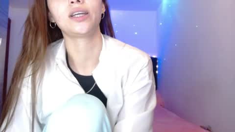 Juli online show from April 17, 2:14 am