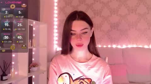 Mia online show from October 23, 3:52 am