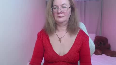 holymilfa online show from April 20, 12:41 pm