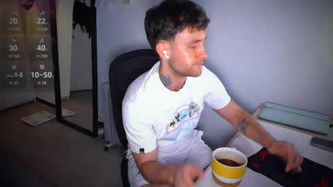 Andrew online show from February 7, 11:35 am