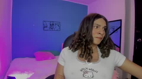 Sophie  online show from June 11, 12:43 am