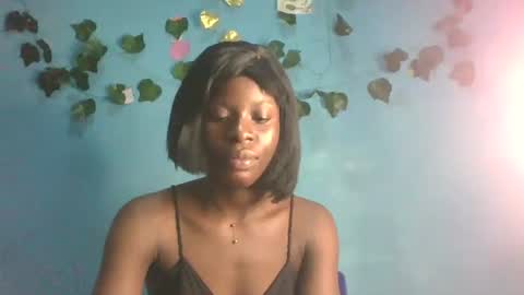 Queen online show from February 18, 7:35 pm