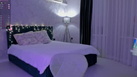 Chantal online show from September 22, 5:28 pm