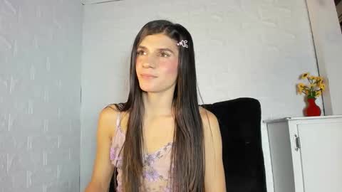 honey_darcy online show from February 20, 6:26 am