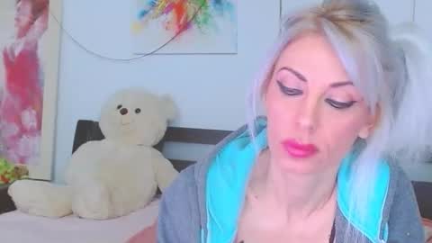 honey_lara online show from March 8, 10:36 pm