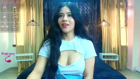 Snapshot of honey_love__ chatting on September 15, 2:18 pm Honey Love online show from September 15, 2:18 pm