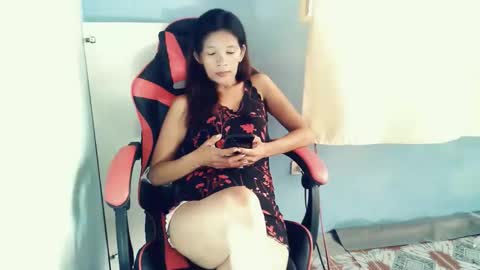 honey_mollyxx online show from May 16, 1:24 am