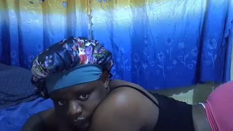 honey_sunshiny online show from February 8, 6:11 pm