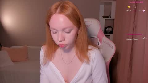 honeyautumn online show from October 31, 8:42 pm