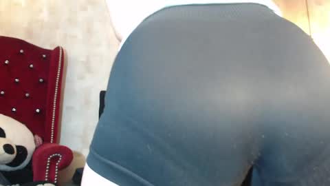 Emily online show from May 5, 3:40 pm