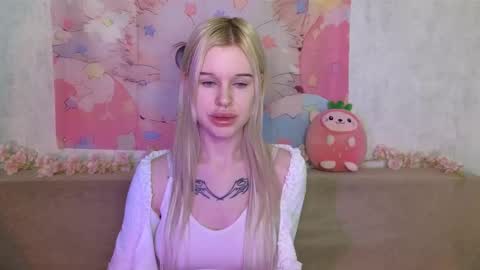 Lisa online show from February 4, 4:49 am