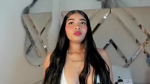 honeyht online show from June 12, 12:26 pm