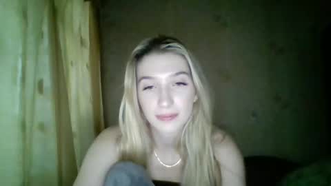 honeyveil online show from May 16, 5:22 pm