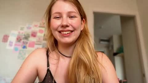Audrey online show from May 30, 2:43 am