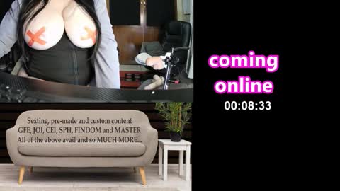Snapshot of horny_amature_couple chatting on October 19, 6:45 pm Misty online show from October 19, 6:45 pm
