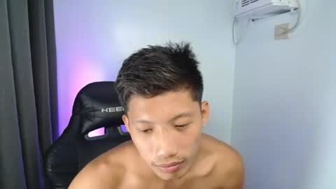 Snapshot of horny_asianmoreno chatting on September 9, 7:08 am ROGER online show from September 9, 7:08 am