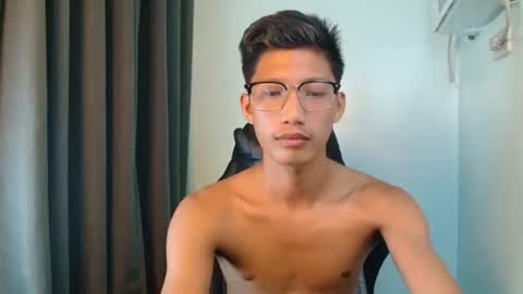 Snapshot of horny_asianmoreno chatting on September 12, 3:03 pm ROGER online show from September 12, 3:03 pm