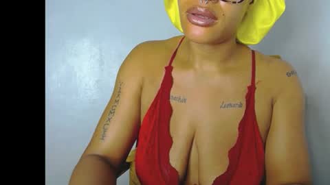 horny_ebonygirl_ online show from February 28, 6:45 pm
