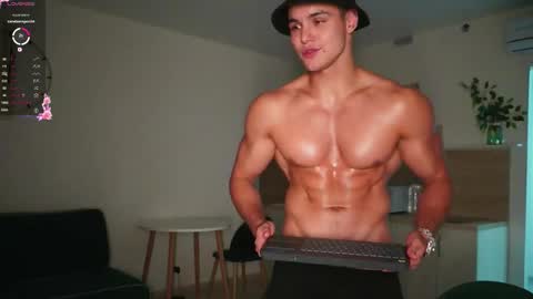 Extaz Athrey Howard online show from October 30, 3:34 pm