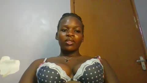 phanice online show from December 22, 4:36 pm