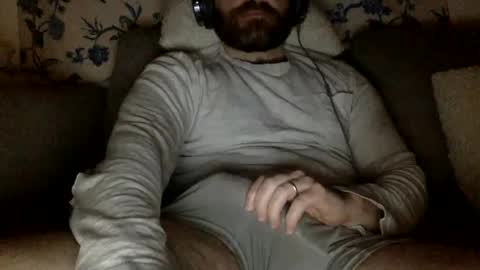 horny_thick_cock online show from January 19, 8:07 am