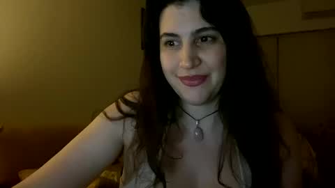 Snapshot of hornybaby675 chatting on October 12, 8:07 am Tina baby online show from October 12, 8:07 am