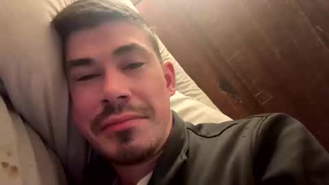 Justin 7 inches online show from March 28, 4:47 am