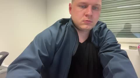 Snapshot of hornyboy95300 chatting on December 23, 4:39 pm hornyboy95300 online show from December 23, 4:39 pm