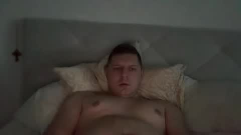 Snapshot of hornyboy95300 chatting on December 28, 7:11 am hornyboy95300 online show from December 28, 7:11 am