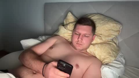 Snapshot of hornyboy95300 chatting on December 29, 3:24 pm hornyboy95300 online show from December 29, 3:24 pm