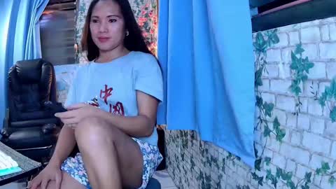 hornydoll4u online show from March 5, 12:44 pm