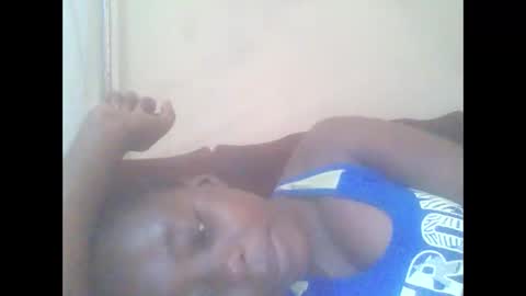 Snapshot of hornygal001 chatting on October 4, 7:17 am hornygal001 online show from October 4, 7:17 am